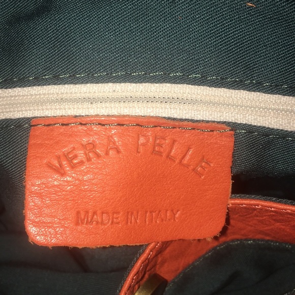 Leather crossbody bag - Picture 1 of 5